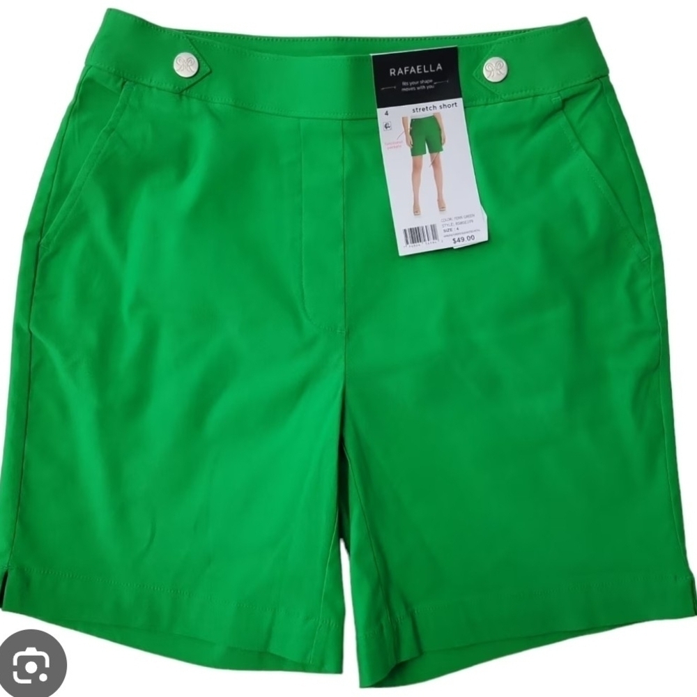 Rafaella Women's Vibrant Green Shorts